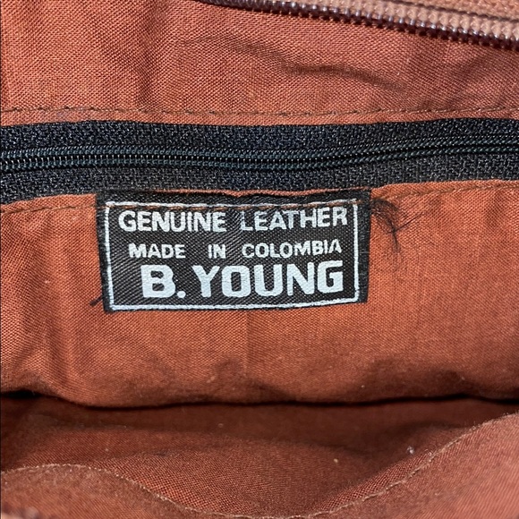 VTG B. Young Leather 70’s 80’s Western Neutral Zipper Clutch Purse Festival Chic - Picture 13 of 16